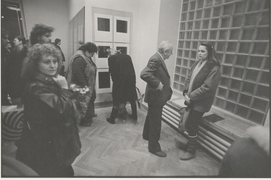 zleva Marie Huvarová, Eva Vidlářová, Dalibor Chatrný